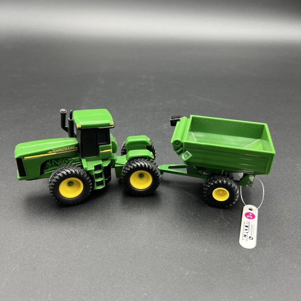 ERTL John Deere 4WD Tractor & Wagon Grain Trailer Plastic Diecast Chassis w/ Tag